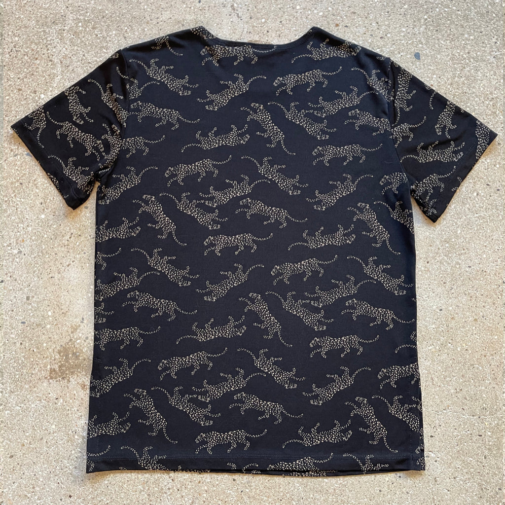 1990s Vintage Slinky Black Leopard Top